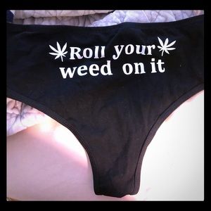 Weed booty shorts